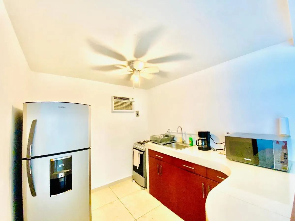 Apartamento Calido Y Moderno En La Entrada De La Zona Hotelera 坎昆 0*,  墨西哥